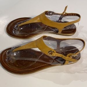 Women’s ALDO thong flats